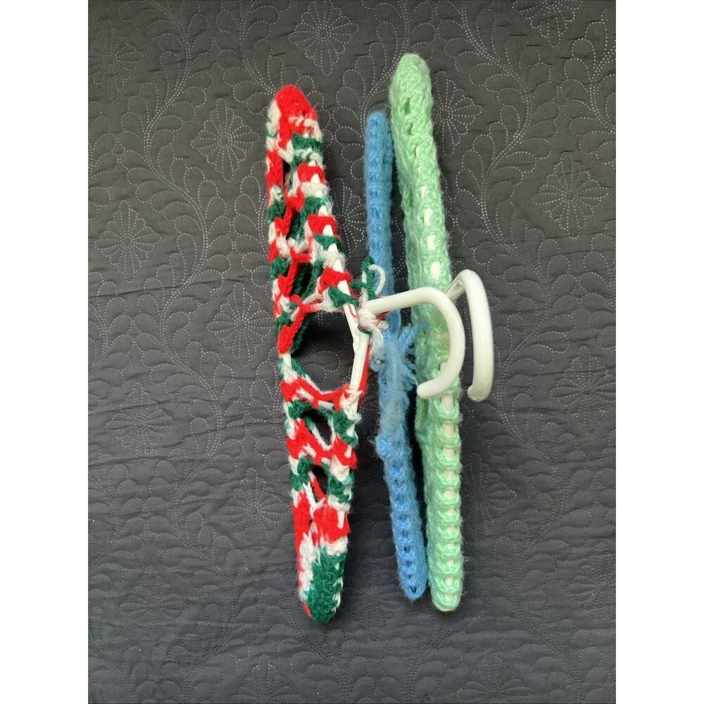 Vintage Plastic Crochet Covered Hangers lot of 3pc 17